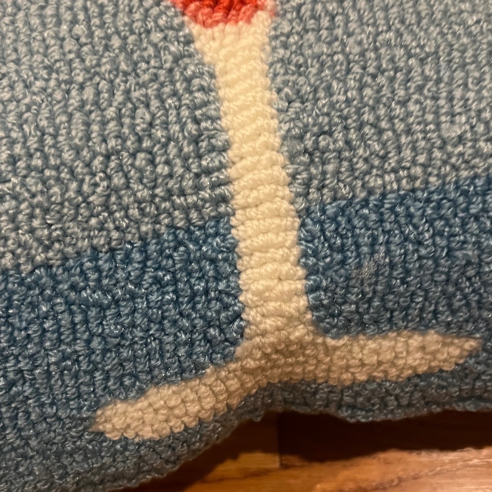 Blue Holiday Pillow with Cocktail martini Design nwt hooked - Picture 3 of 4
